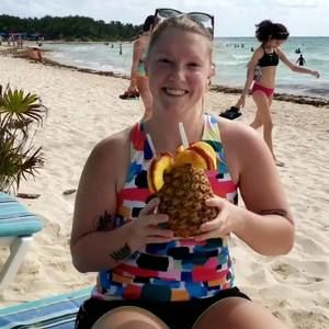 Meet your Posher, Brittany